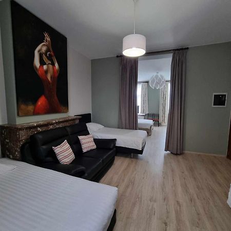 Apartments Marco Polo Midi Bryssel Exteriör bild